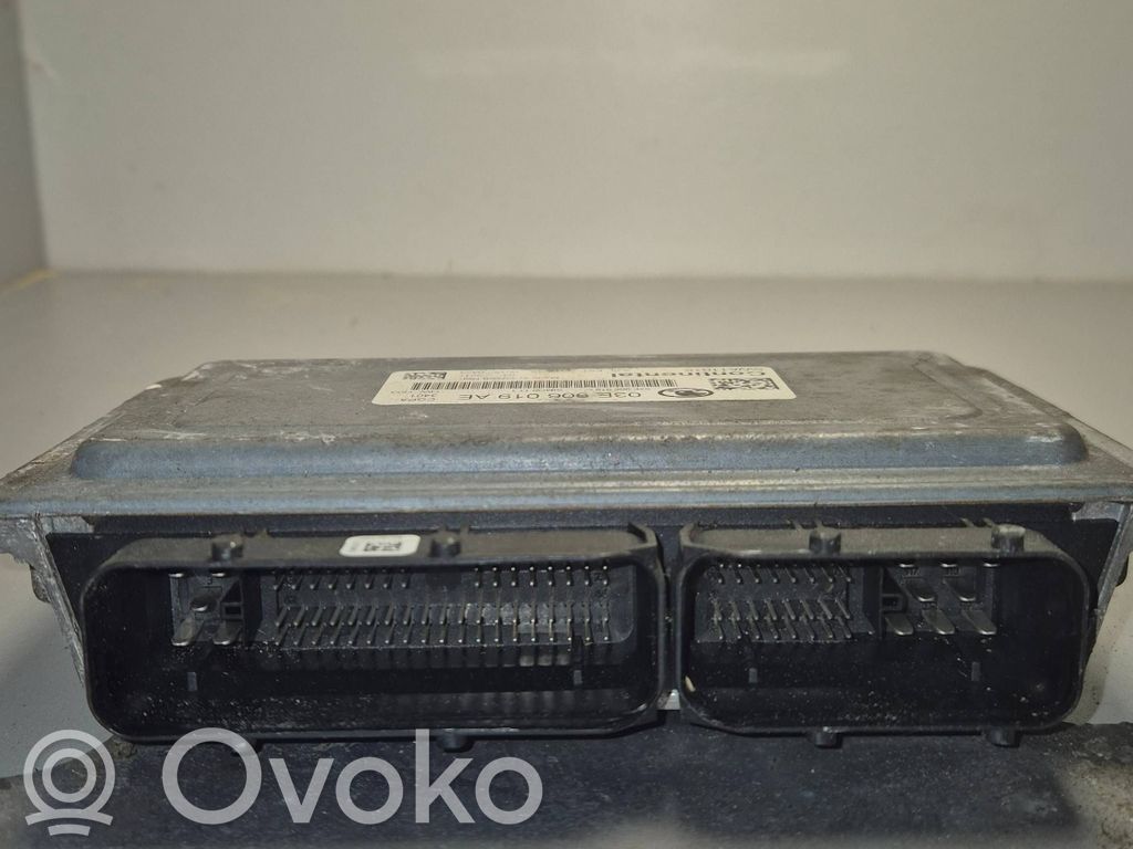 Skoda Fabia Mk1 (6Y) Engine control unit/module 