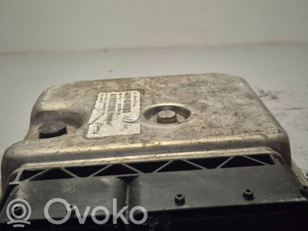Peugeot Bipper Variklio valdymo blokas 