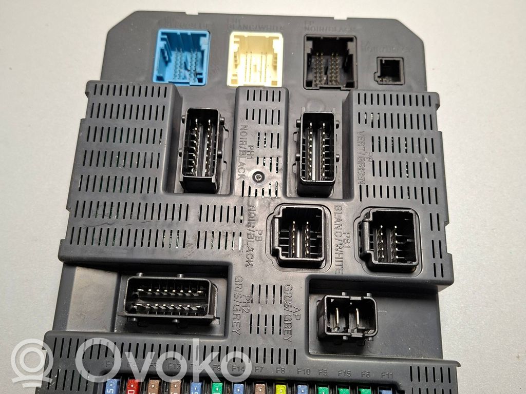Citroen C3 Pluriel Fuse module 