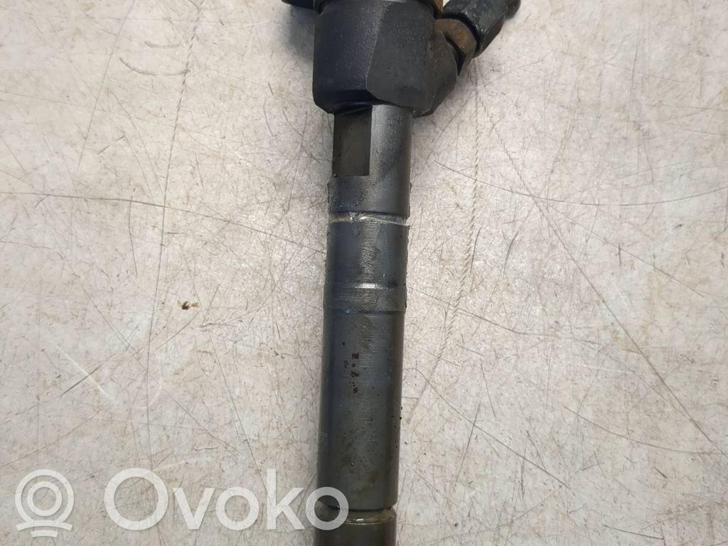 Mercedes-Benz C W203 Fuel injector 
