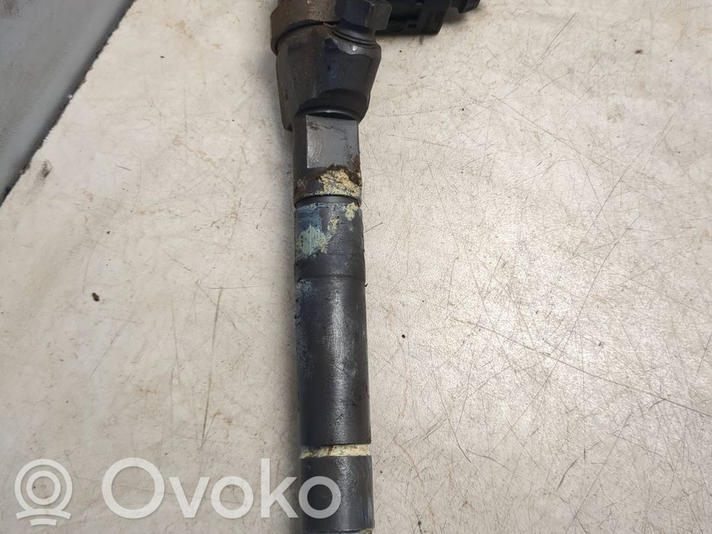 Mercedes-Benz C W203 Fuel injector 