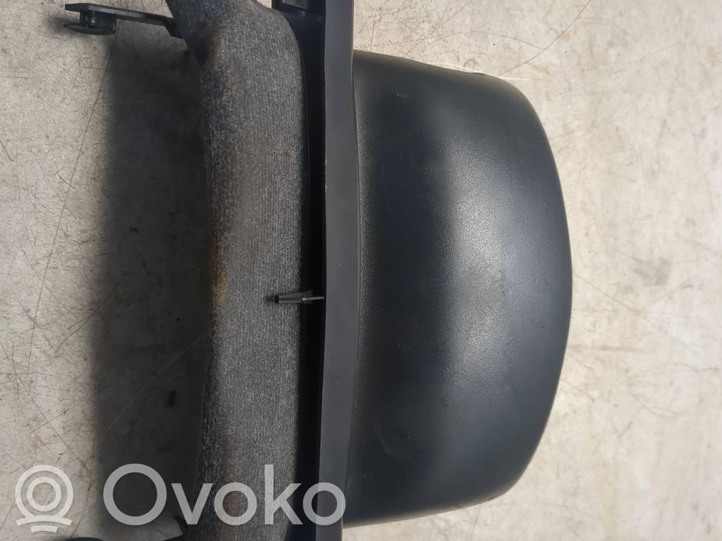 Volkswagen Polo IV 9N3 Ohjauspyörän pylvään verhoilu 