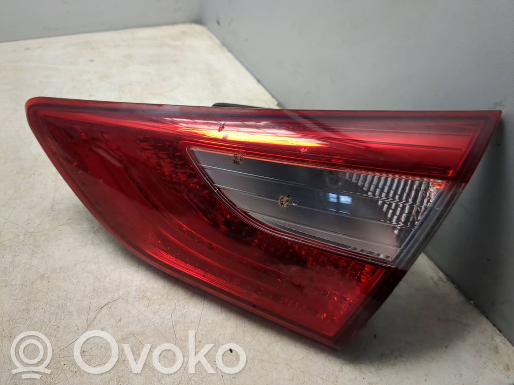 Hyundai i30 Takaluukun takavalot 