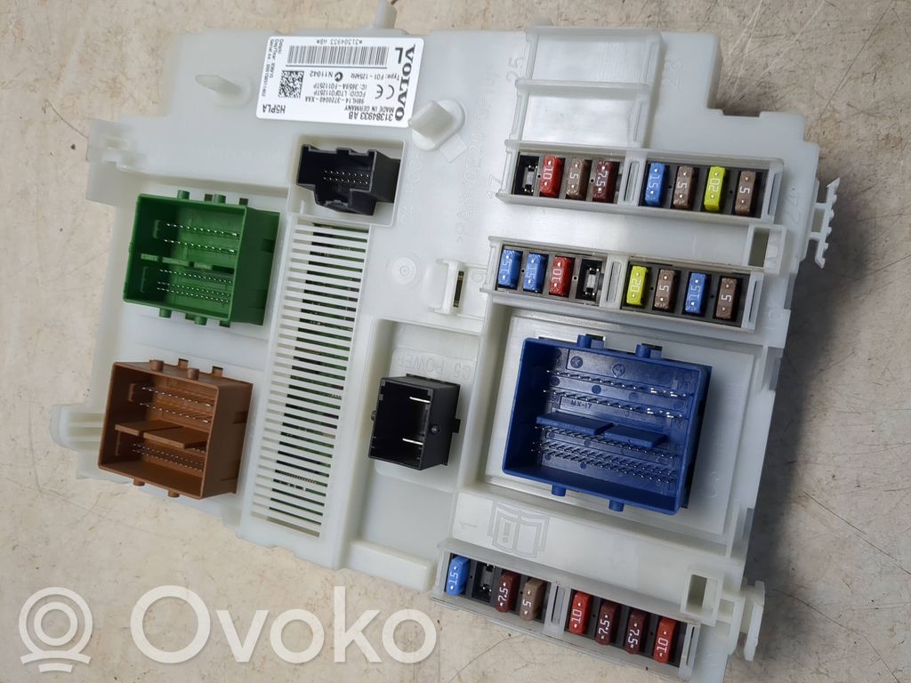 Volvo V70 Fuse module 