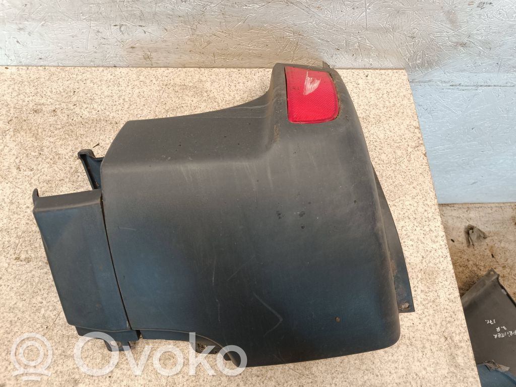 Mercedes-Benz Sprinter W906 Aizmugurē bampera stūra daļa 