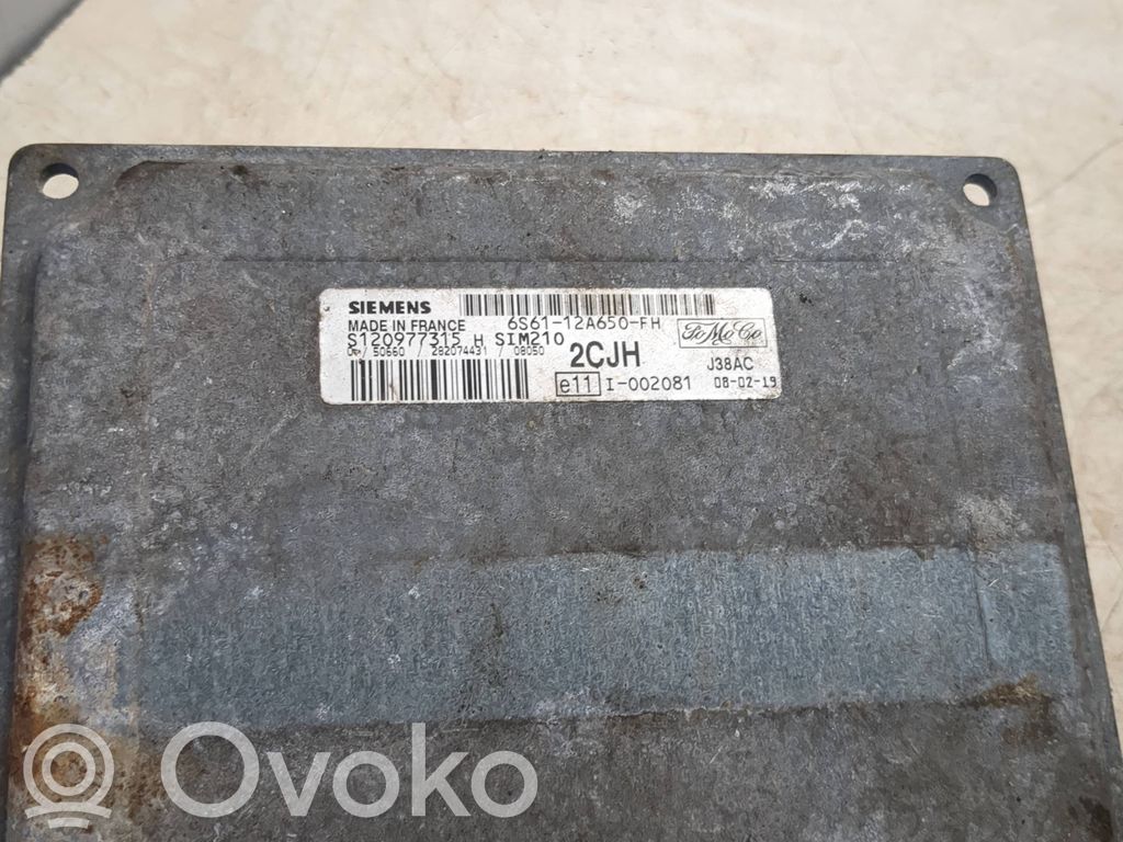 Ford Fiesta Engine control unit/module 