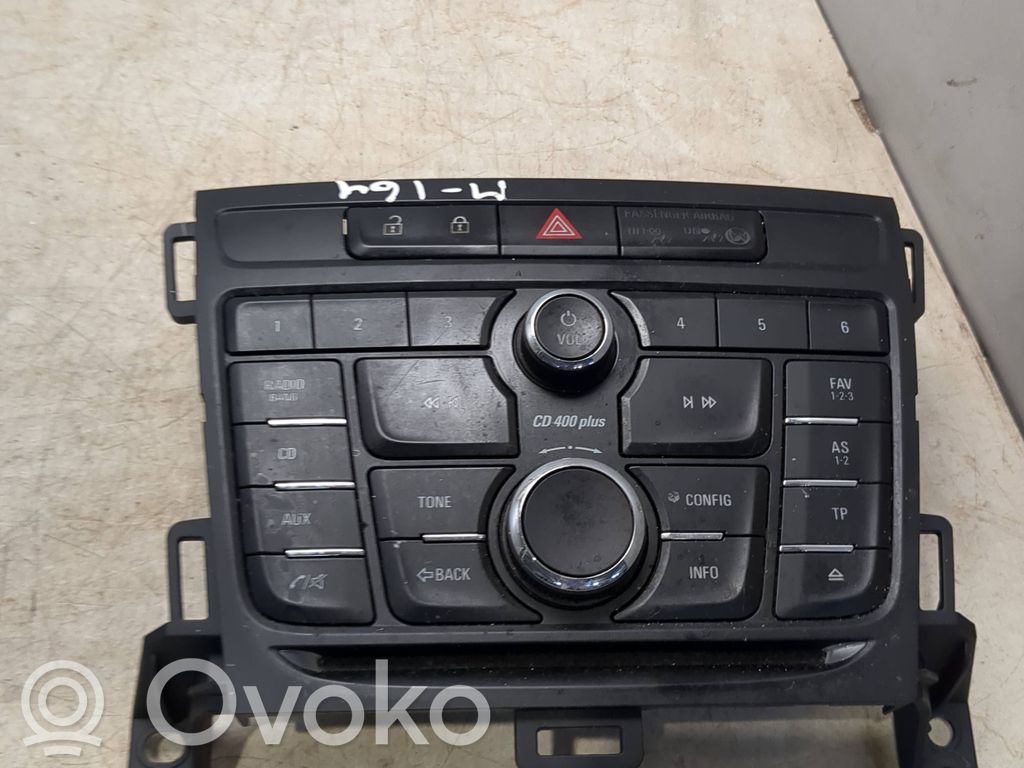 Opel Zafira C Panel radia 