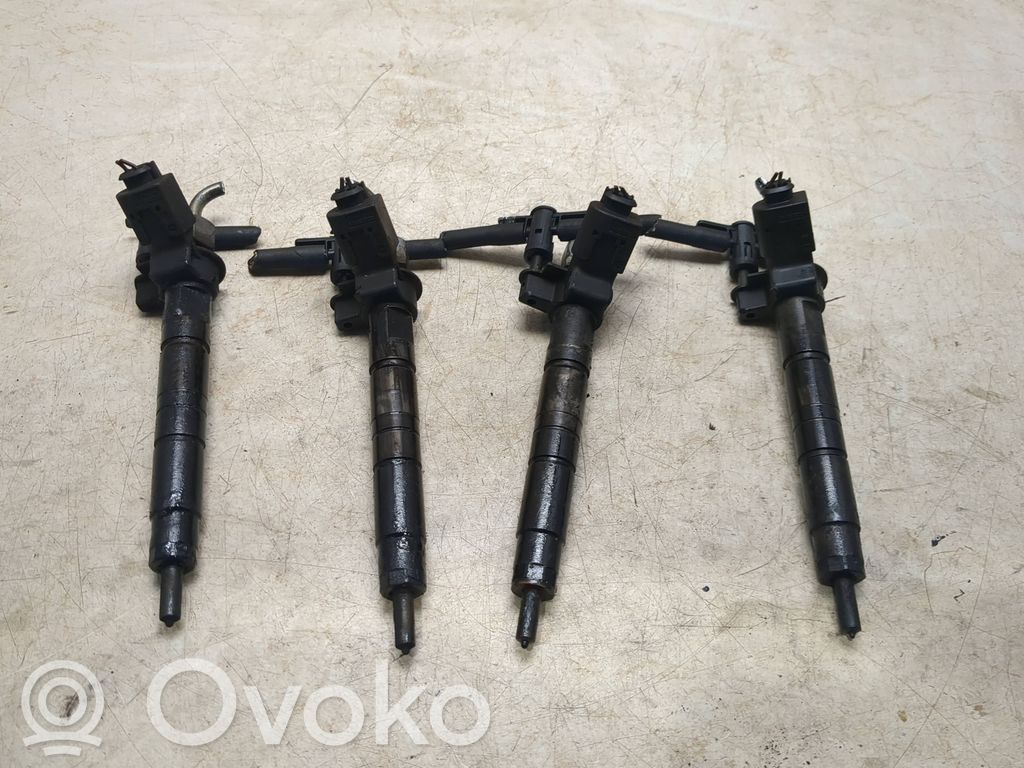 Audi A6 S6 C6 4F Fuel injectors set 