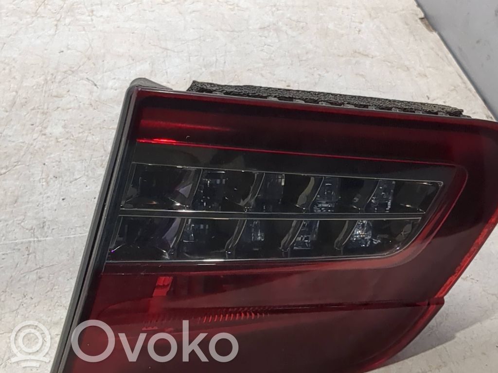 Citroen C5 Aizmugurējais lukturis pārsegā 