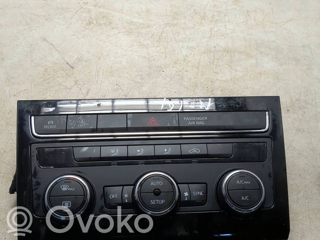 Seat Leon (5F) Climate control unit 