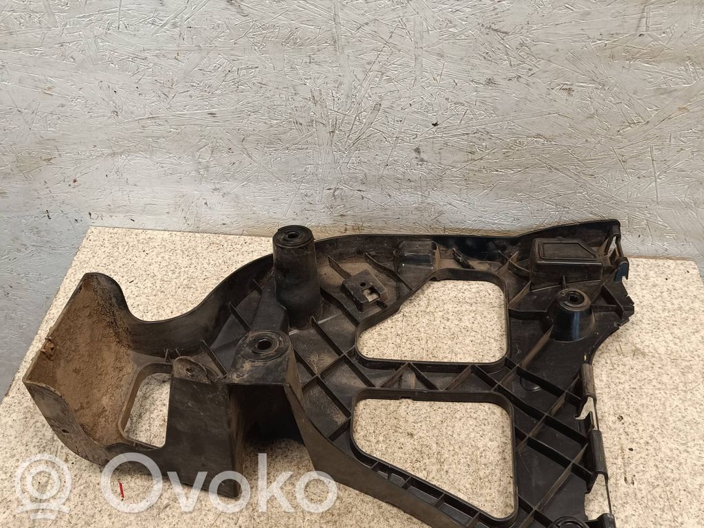BMW X5 E70 Rear bumper mounting bracket 