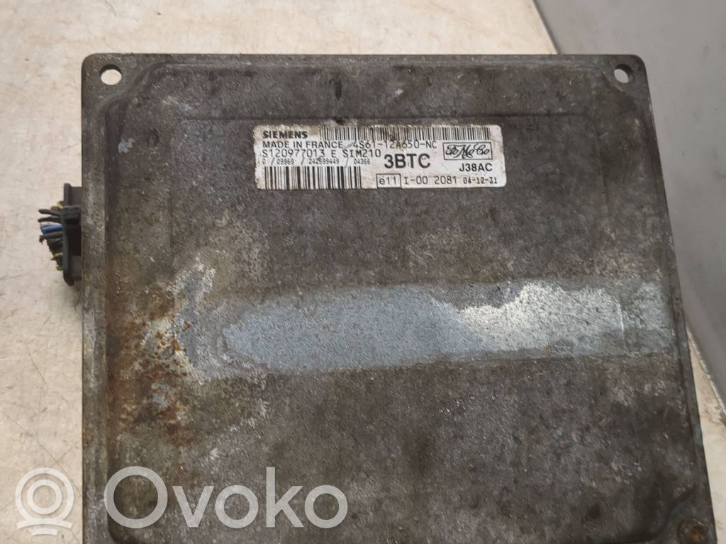 Engine control unit/module   4S6112A650NC,S120977013E