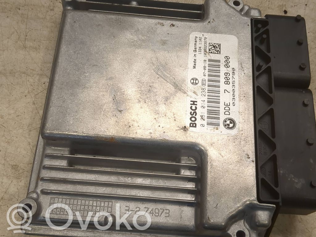 BMW 1 E82 E88 Engine control unit/module 