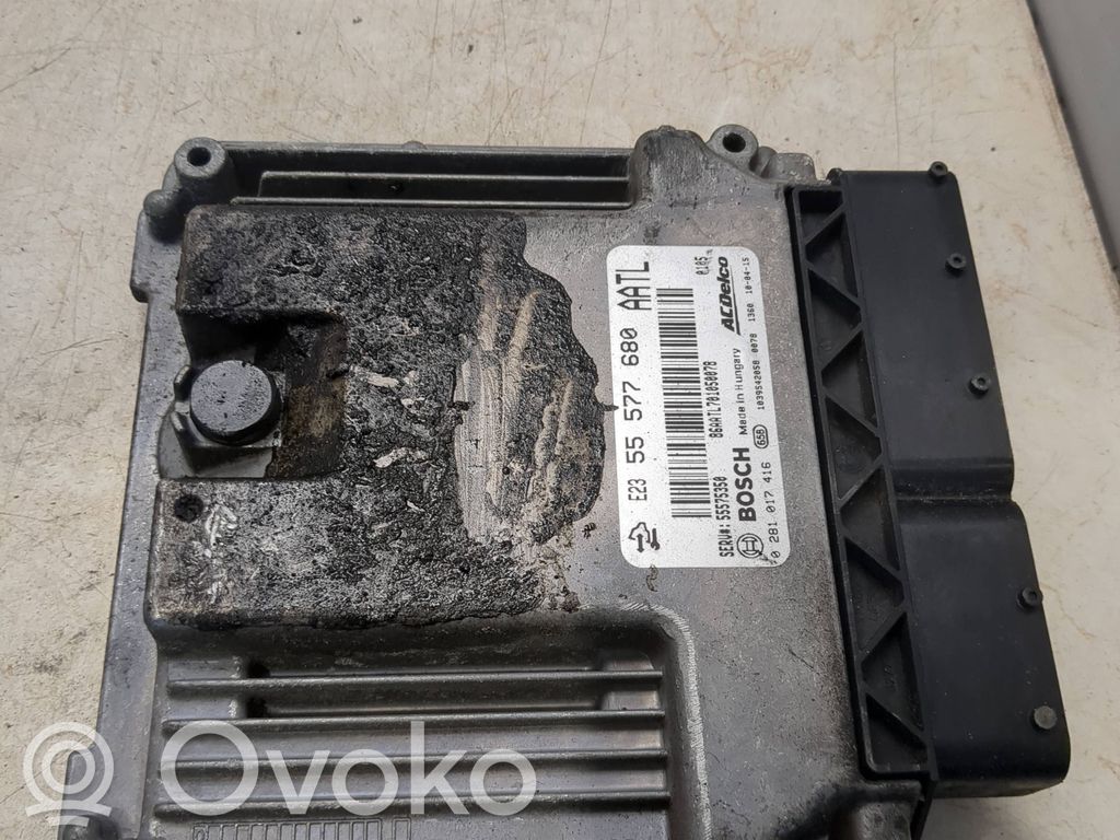 Opel Astra H Engine control unit/module 