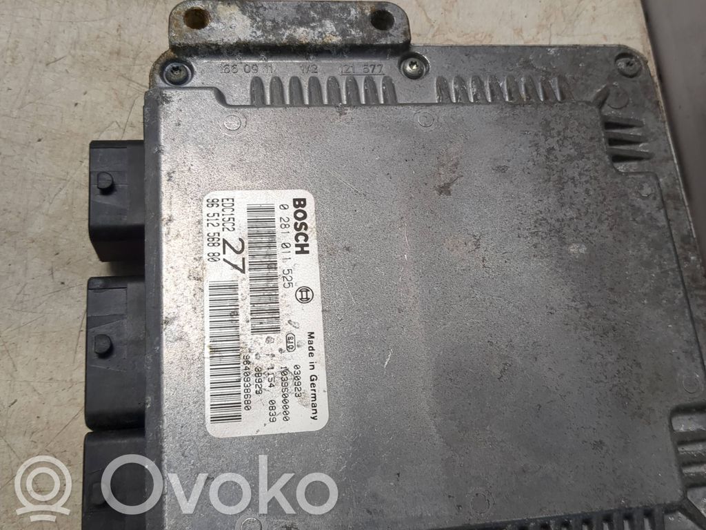 Peugeot 208 I Engine control unit/module 