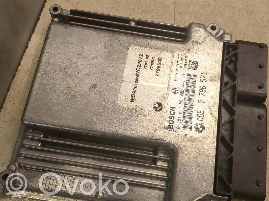 BMW 3 E90 E91 Engine control unit/module 