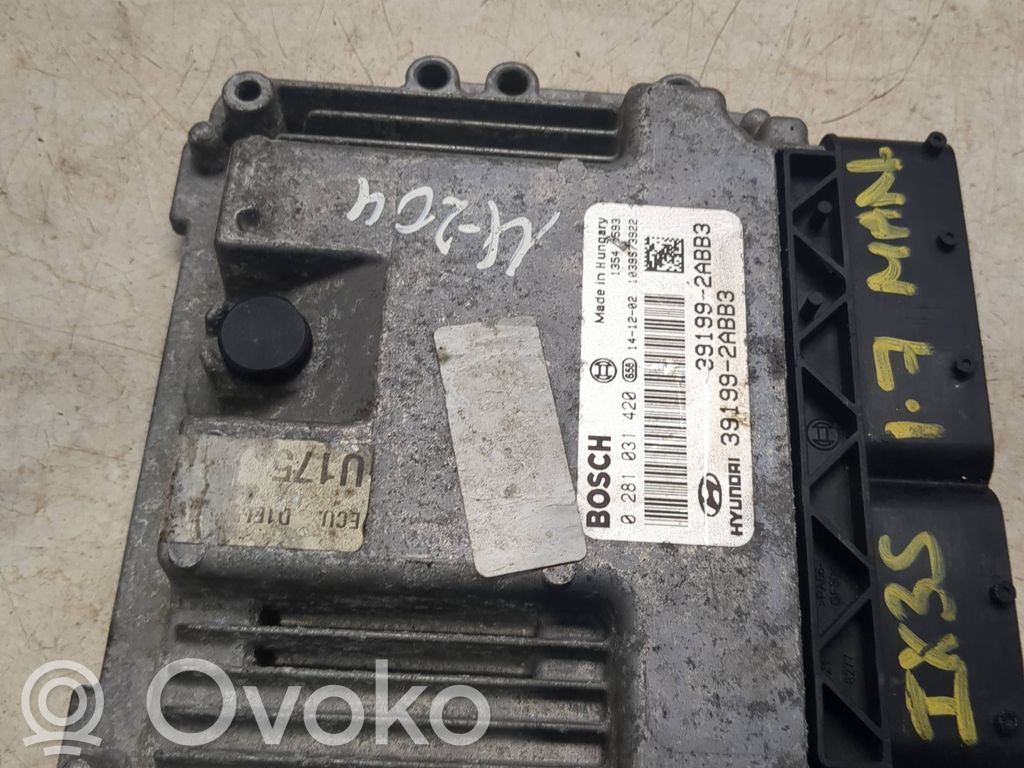 Hyundai ix35 Engine control unit/module 
