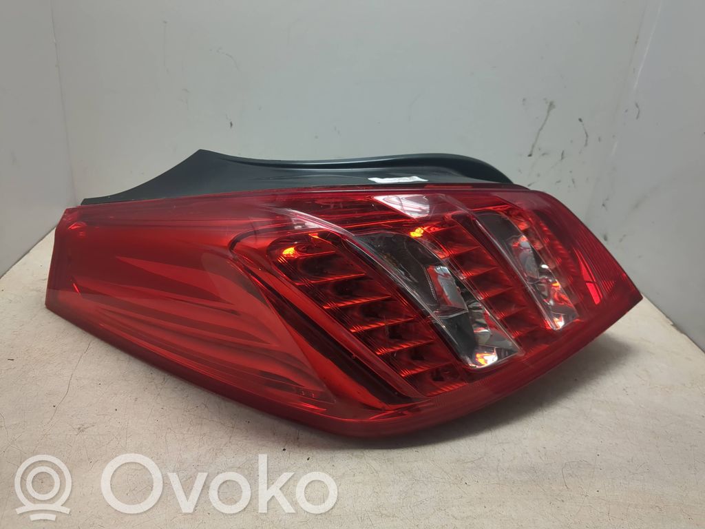 Peugeot 508 Lampa tylna 