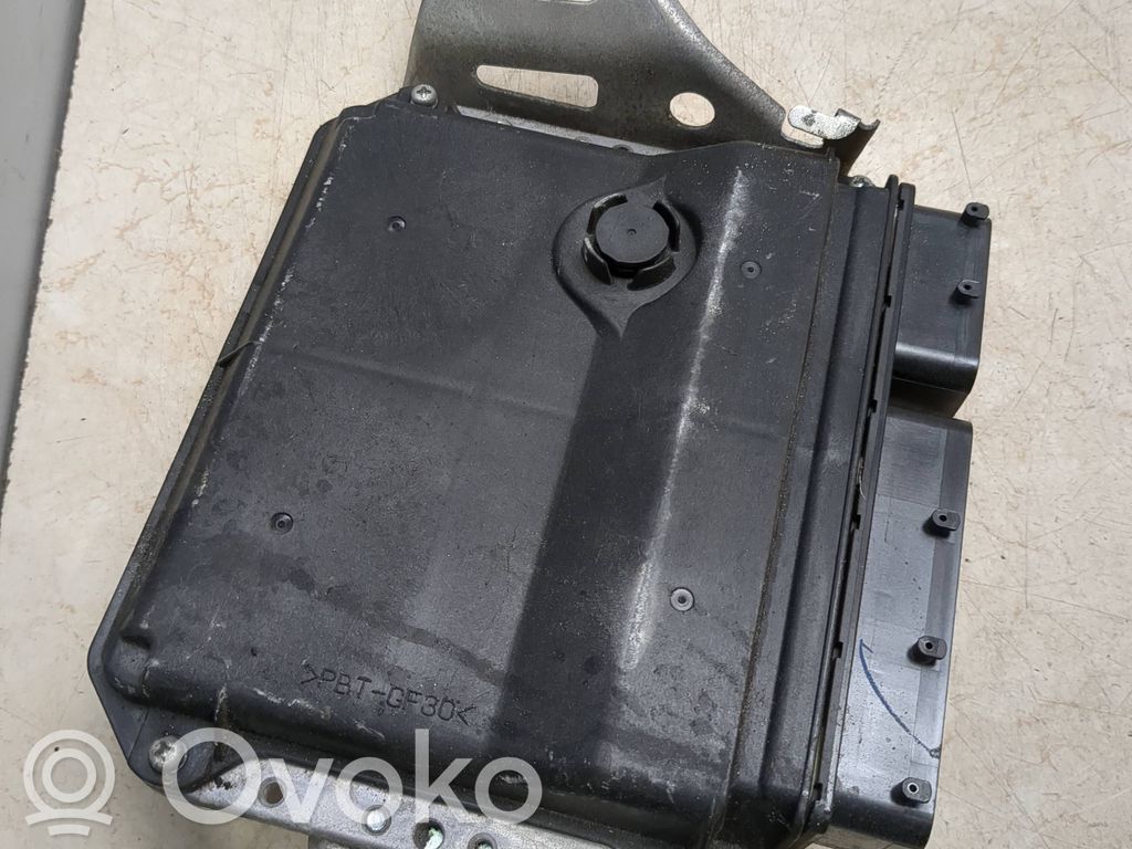 Toyota Auris 150 Engine control unit/module 