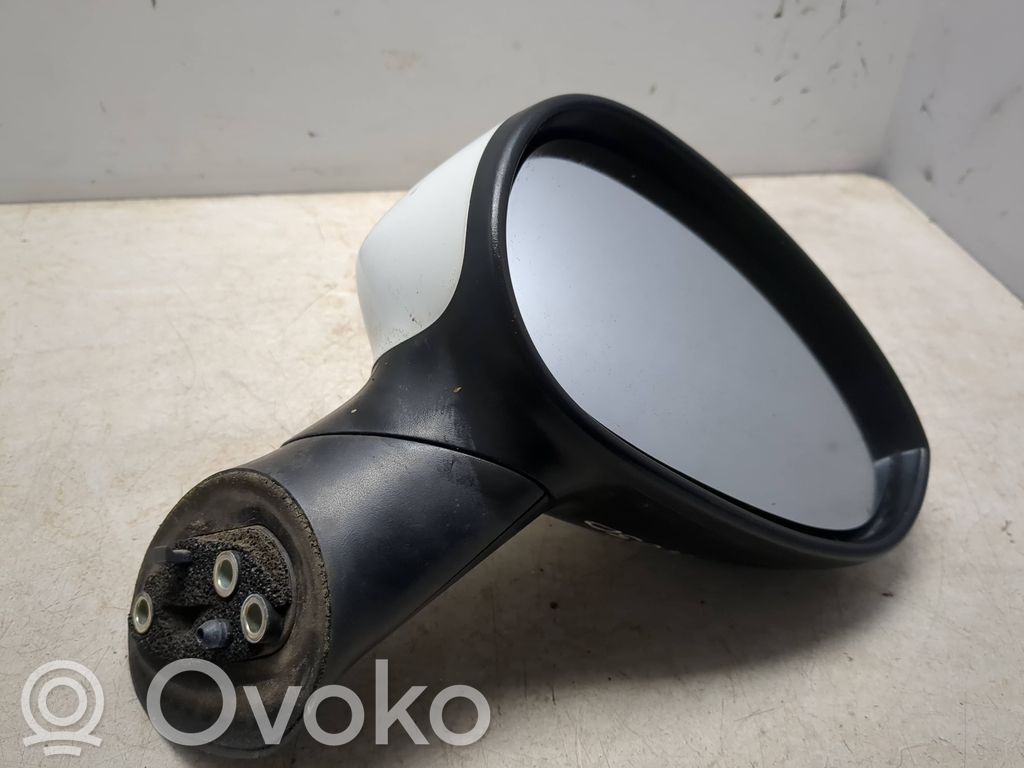 Fiat Punto Evo Elektryczne lusterko boczne drzwi przednich 