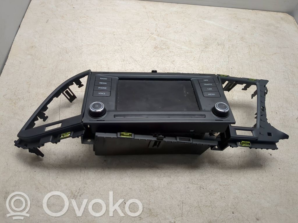 Seat Leon (5F) Radio/CD/DVD/GPS head unit 