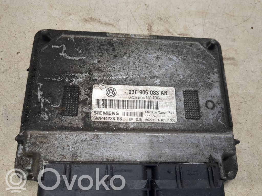 Skoda Fabia Mk2 (5J) Engine control unit/module 