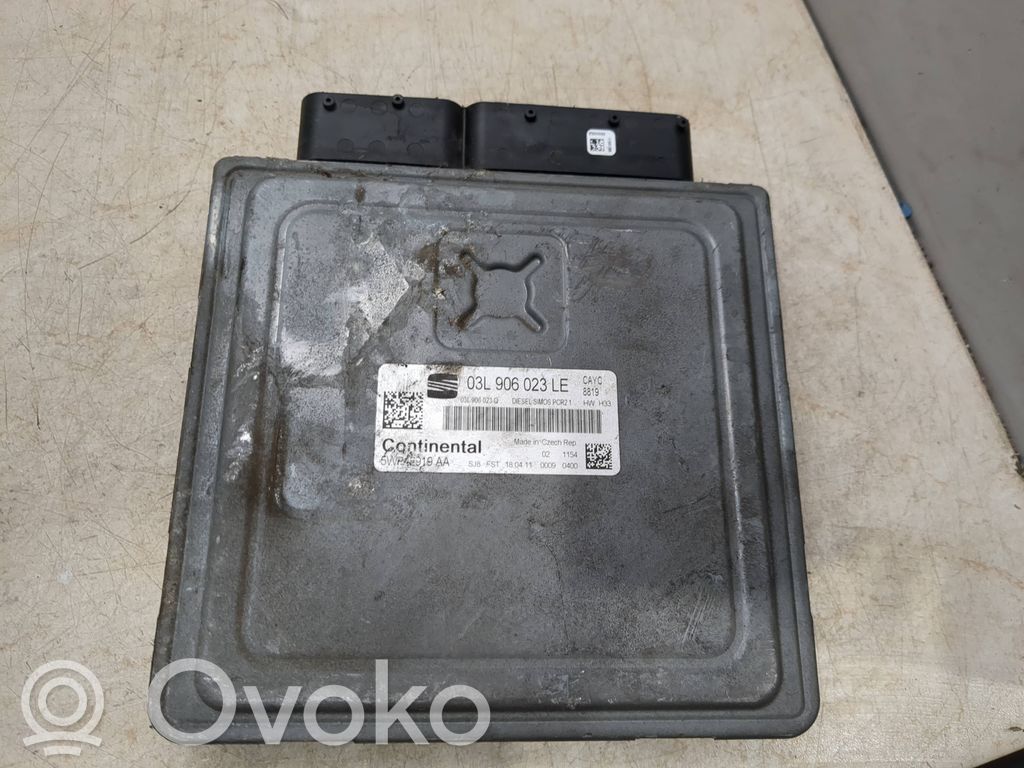 Volkswagen Golf VI Engine control unit/module 