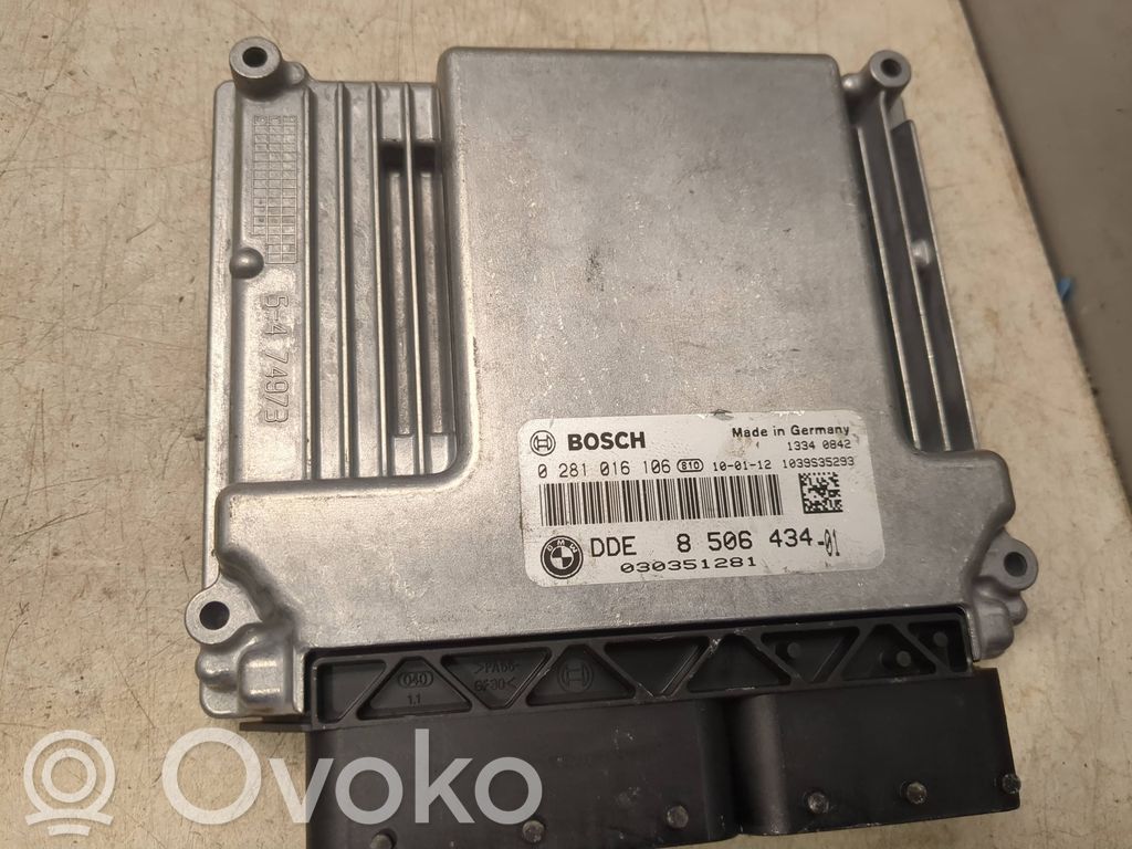 BMW 1 E82 E88 Engine control unit/module 
