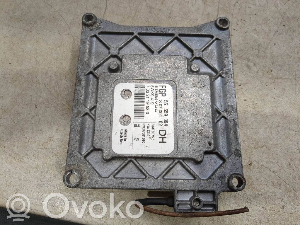Opel Astra H Engine control unit/module 