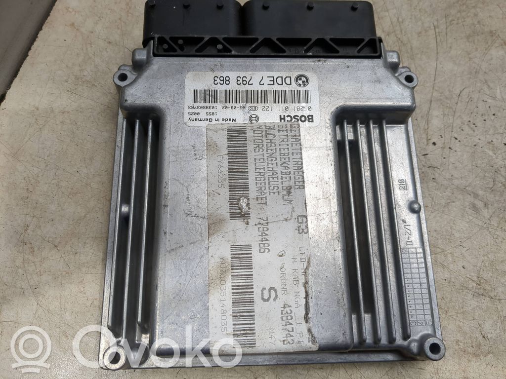 BMW 3 E46 Engine control unit/module 