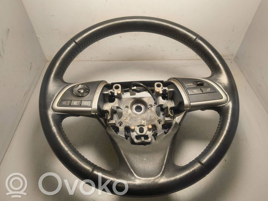 Mitsubishi Outlander Ohjauspyörä 