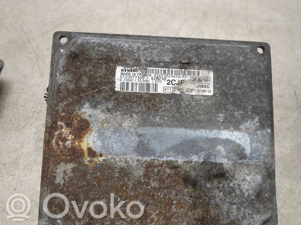 Ford Fiesta Engine control unit/module 
