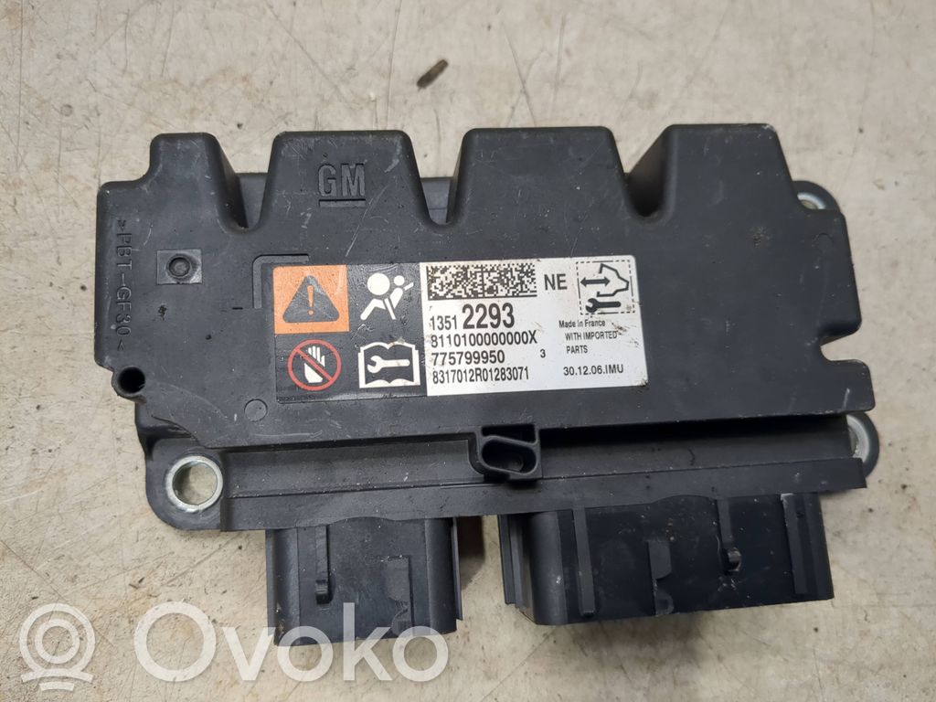 Opel Meriva B Airbag control unit/module 