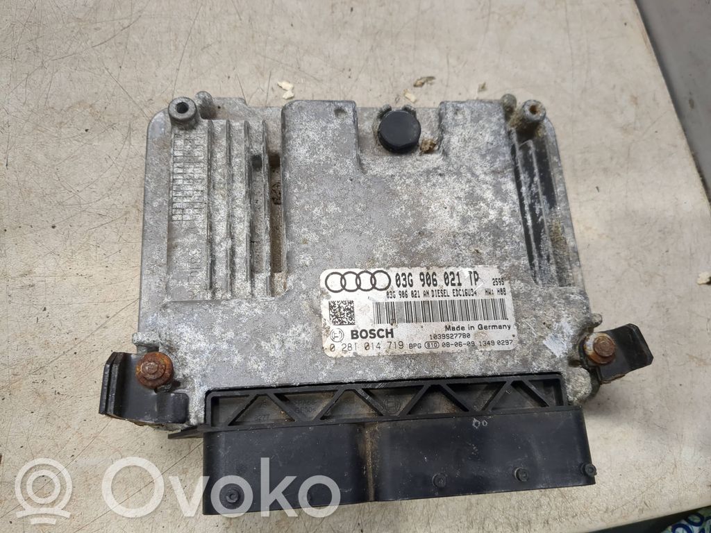 Audi A3 S3 A3 Sportback 8P Engine control unit/module 