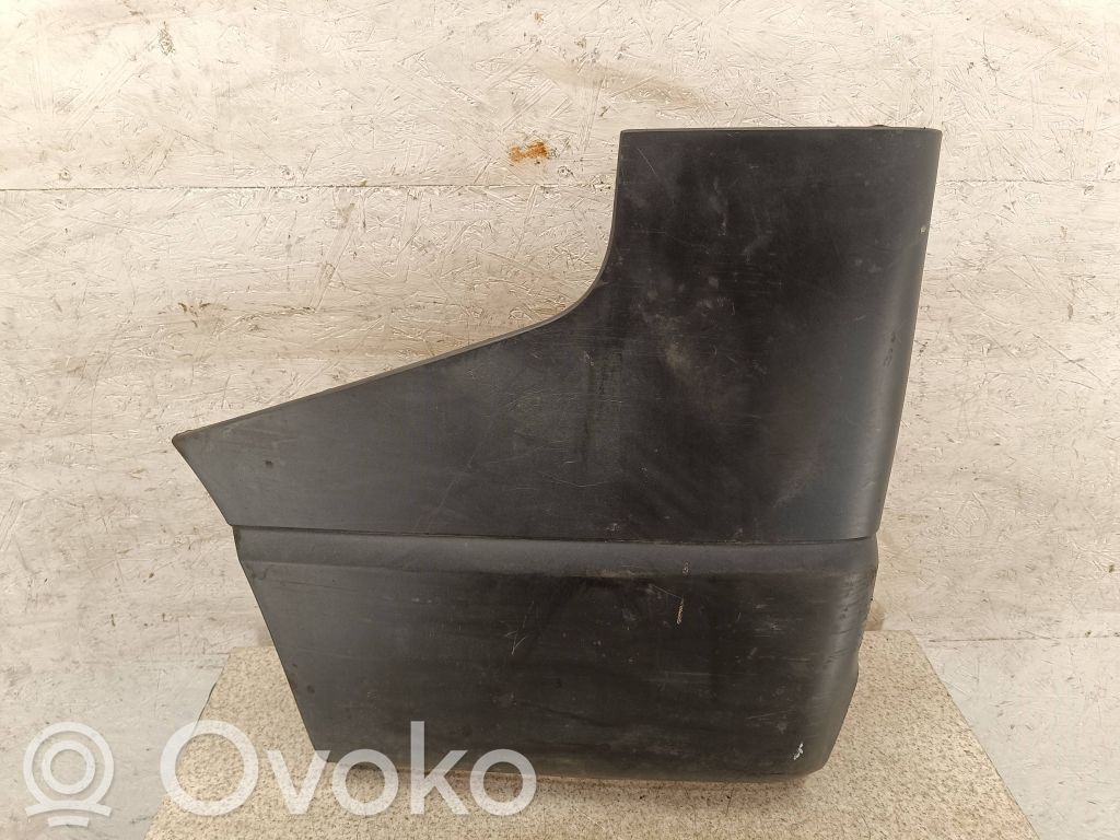 Opel Vivaro Narożnik zderzaka tylnego 