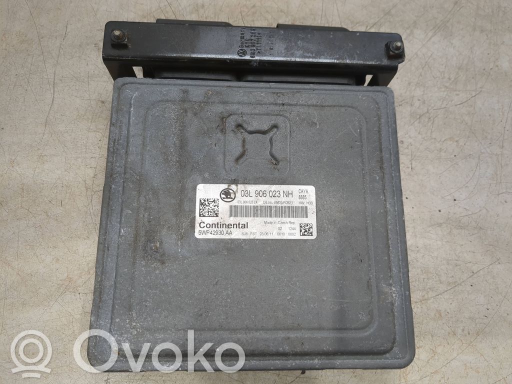 Skoda Fabia Mk2 (5J) Engine control unit/module 