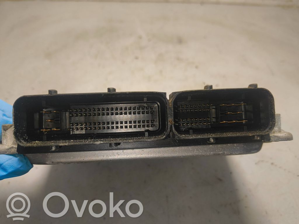 Audi A6 S6 C6 4F Variklio valdymo blokas 