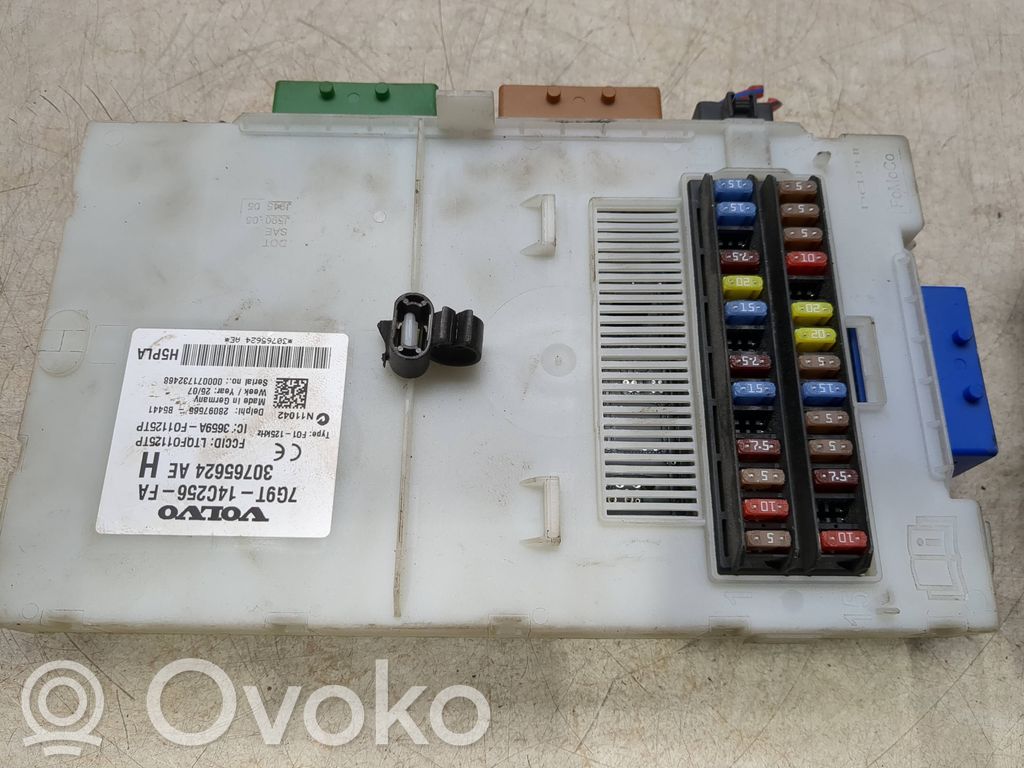 Volvo S80 Fuse module 