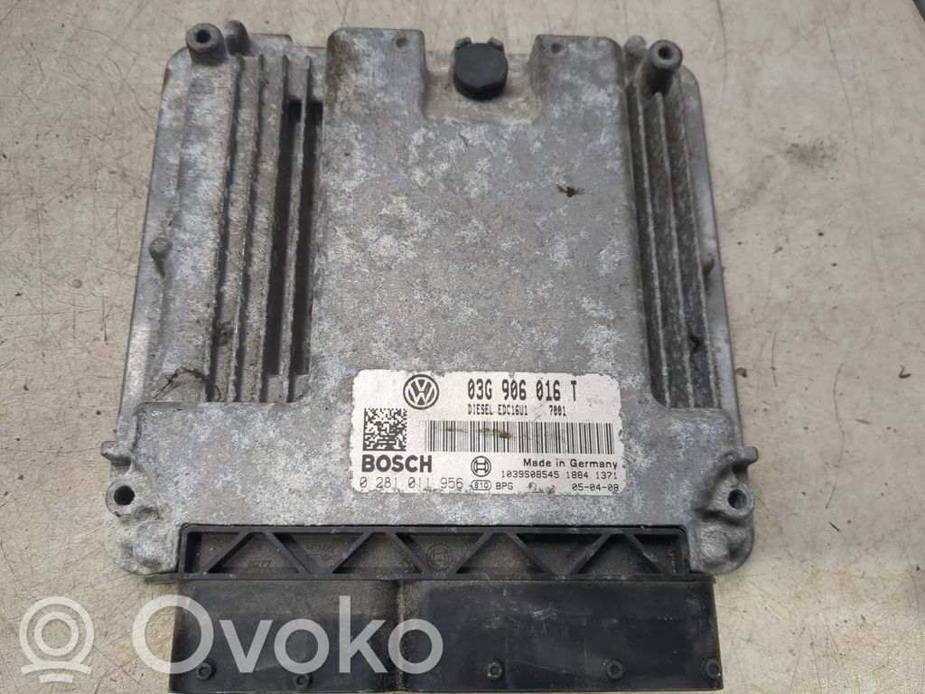 Volkswagen Golf VI Calculateur moteur ECU 