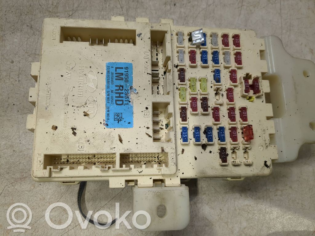 Hyundai ix35 Módulo de fusible 