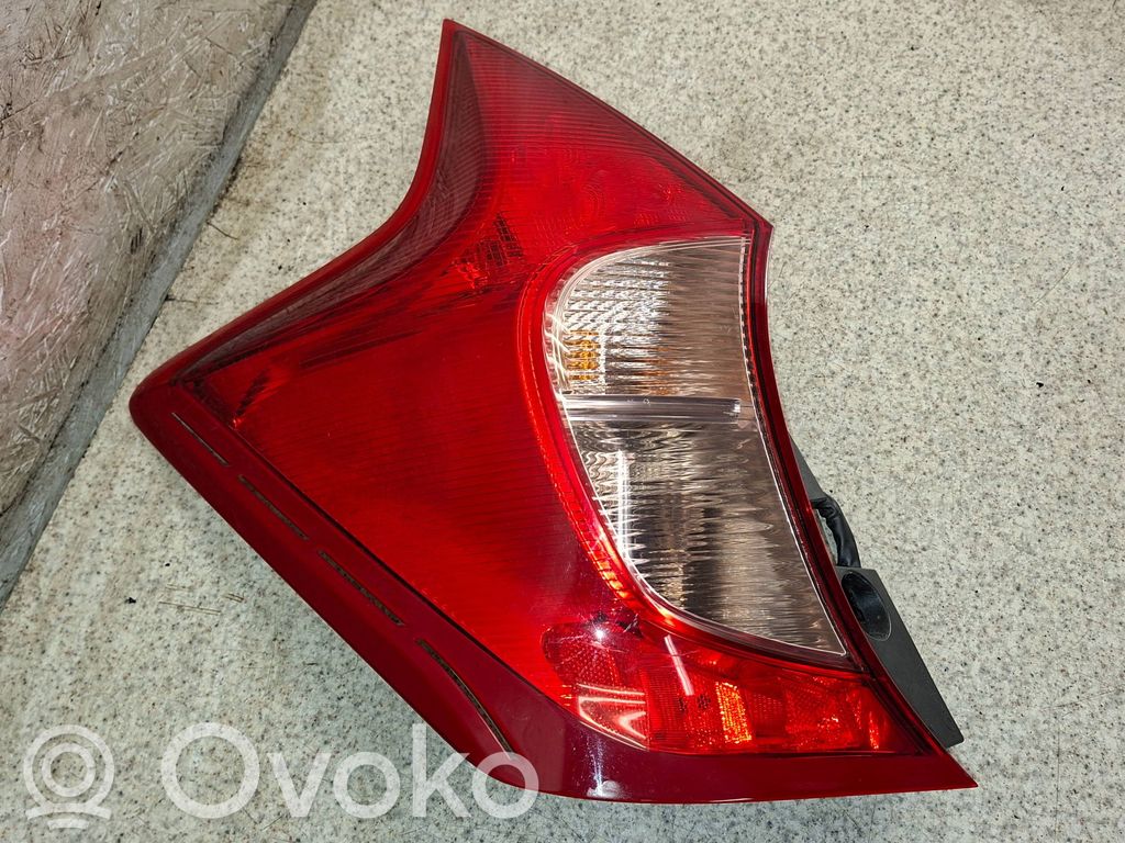 Nissan Note (E12) Takavalot 
