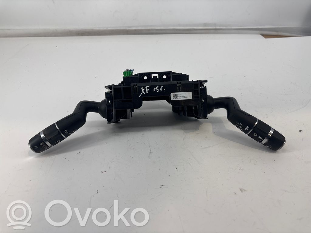 Jaguar XF Interruptor/palanca de limpiador de luz de giro 