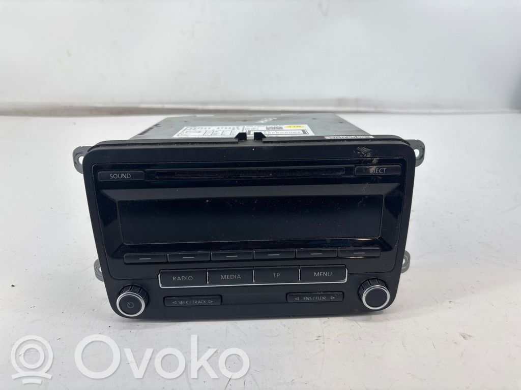 Volkswagen PASSAT B7 Panel / Radioodtwarzacz CD/DVD/GPS 