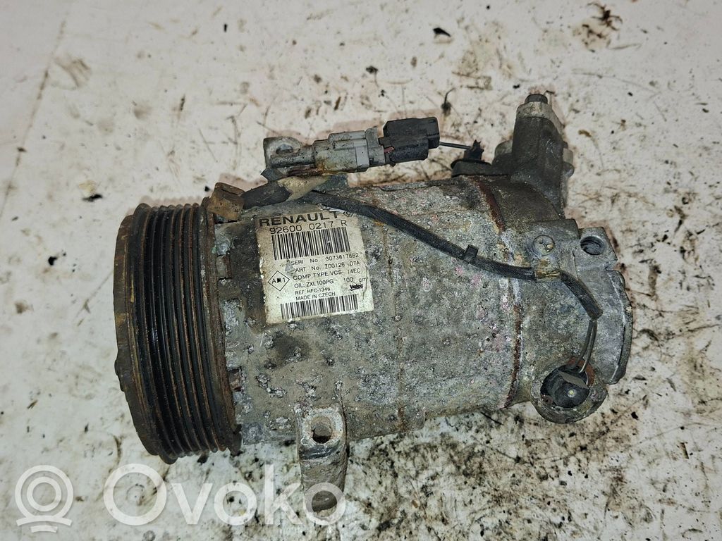 Kompresor / Sprężarka klimatyzacji A/C   926000217R,3073817862,Z0012607A