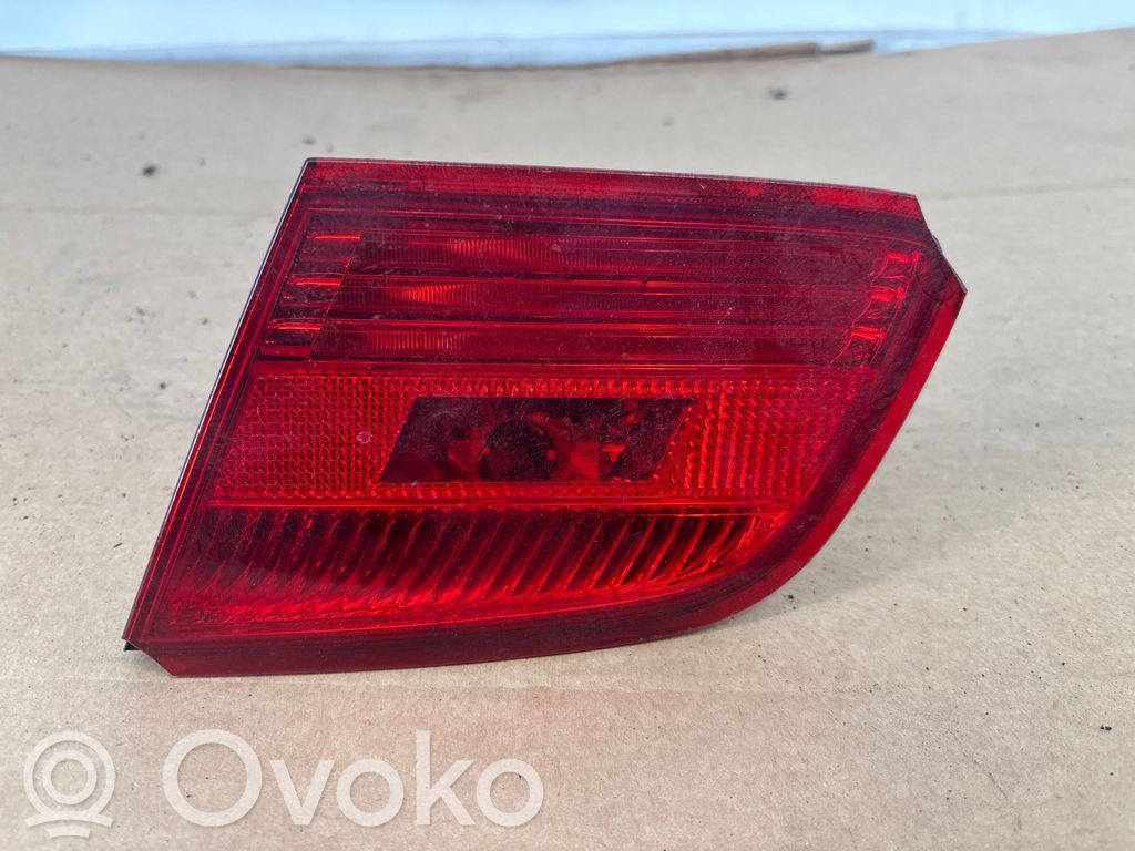 BMW 3 E92 E93 Aizmugurējais lukturis pārsegā 