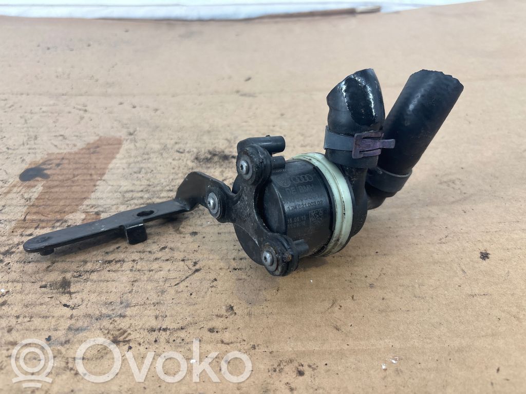 Volkswagen PASSAT CC Pompe à eau de liquide de refroidissement 