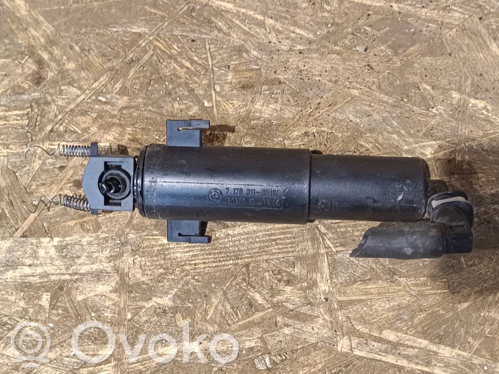 BMW 3 E90 E91 Žibintų apiplovimo purkštukas (-ai) 