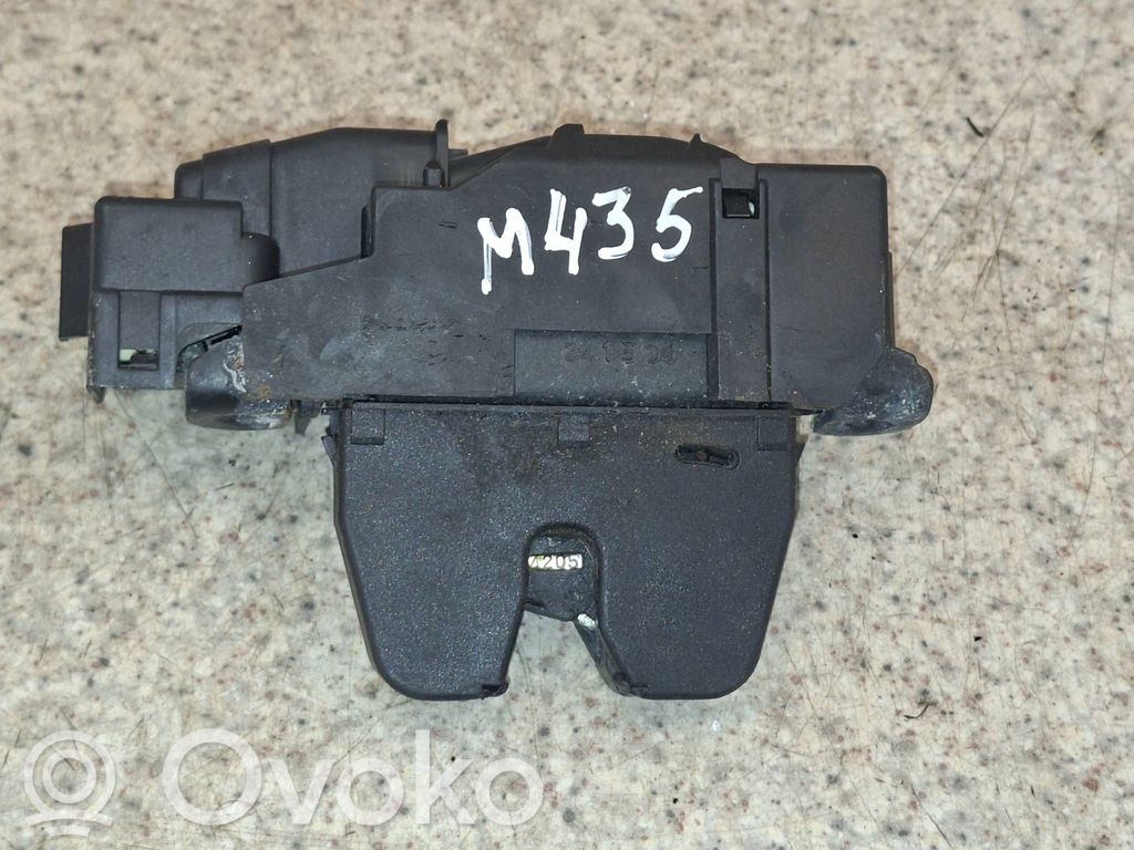Peugeot 308 Tailgate lock latch 
