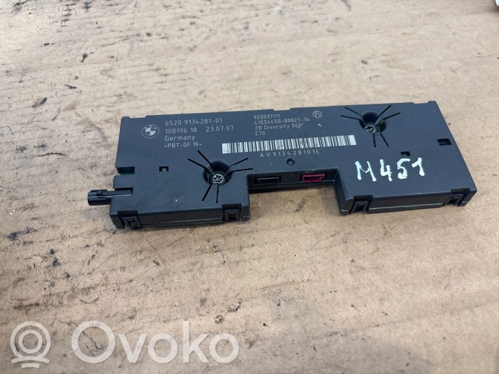 BMW X5 E70 Antenos stiprintuvas 