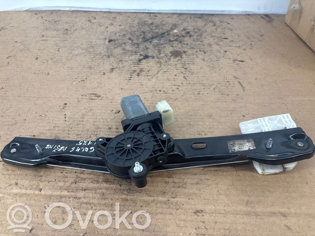 BMW 1 E81 E87 Rear door window regulator with motor 